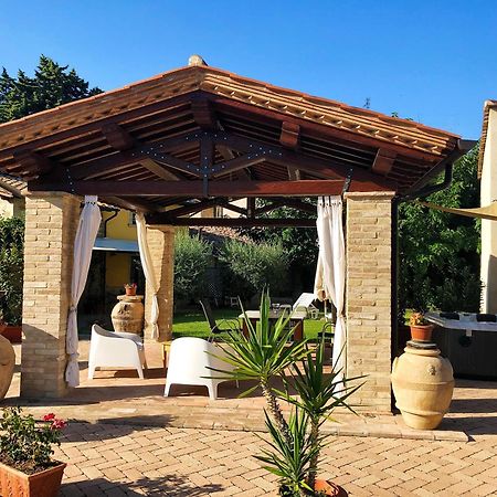 Il Cortile Delle Rose Holiday House Perugia Ngoại thất bức ảnh