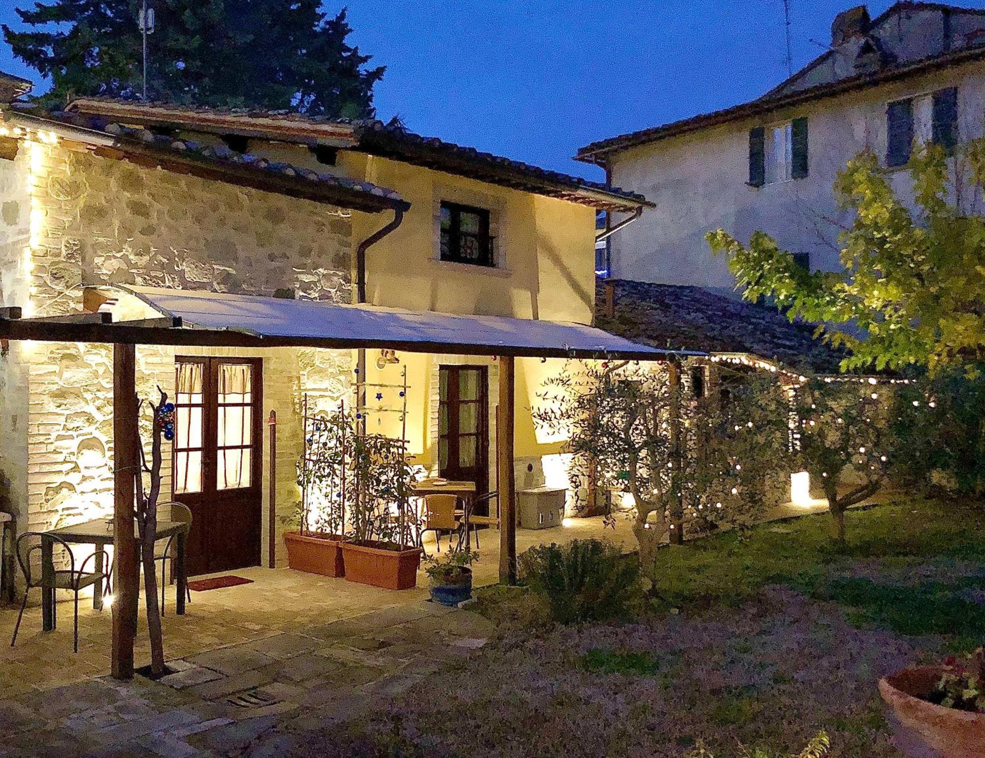 Il Cortile Delle Rose Holiday House Perugia Ngoại thất bức ảnh