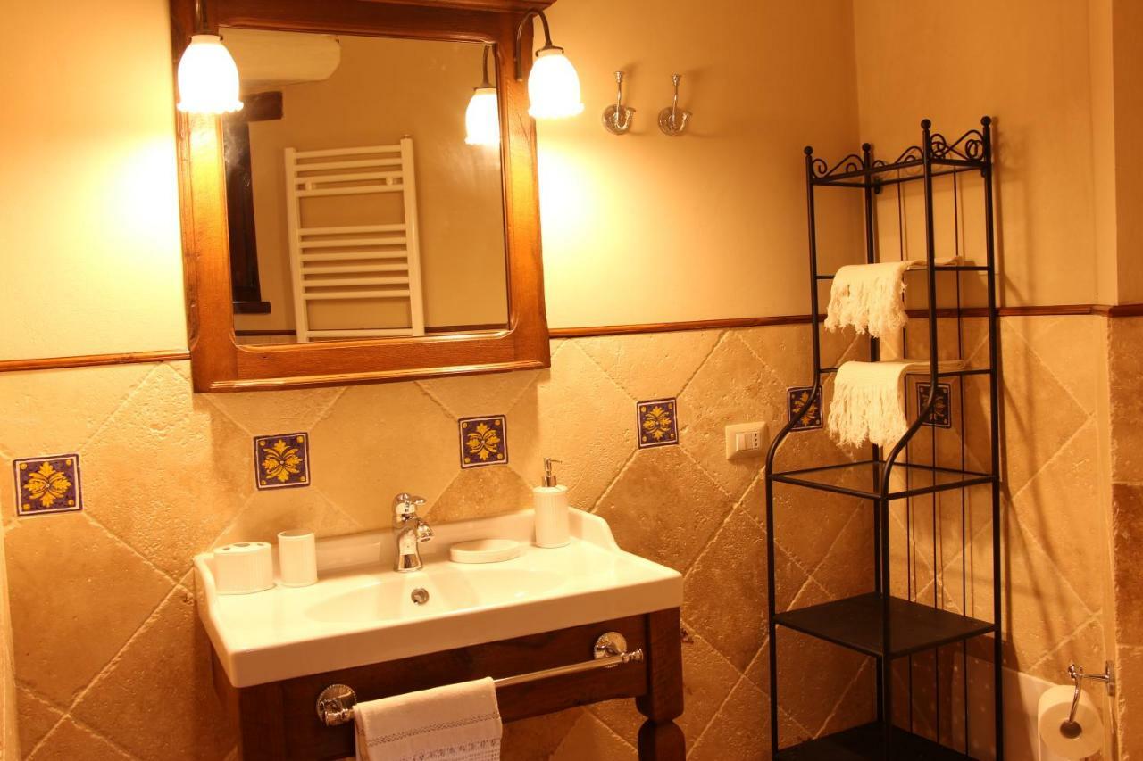 Il Cortile Delle Rose Holiday House Perugia Ngoại thất bức ảnh